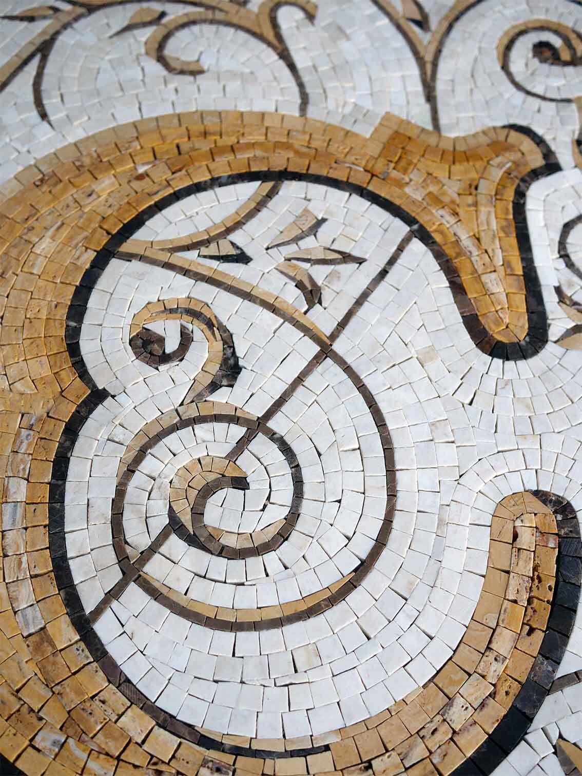 Custom Mosaic Pizza Oven Arch – Handmade Monogram Tile Art for Rustic Kitchens - Image 3
