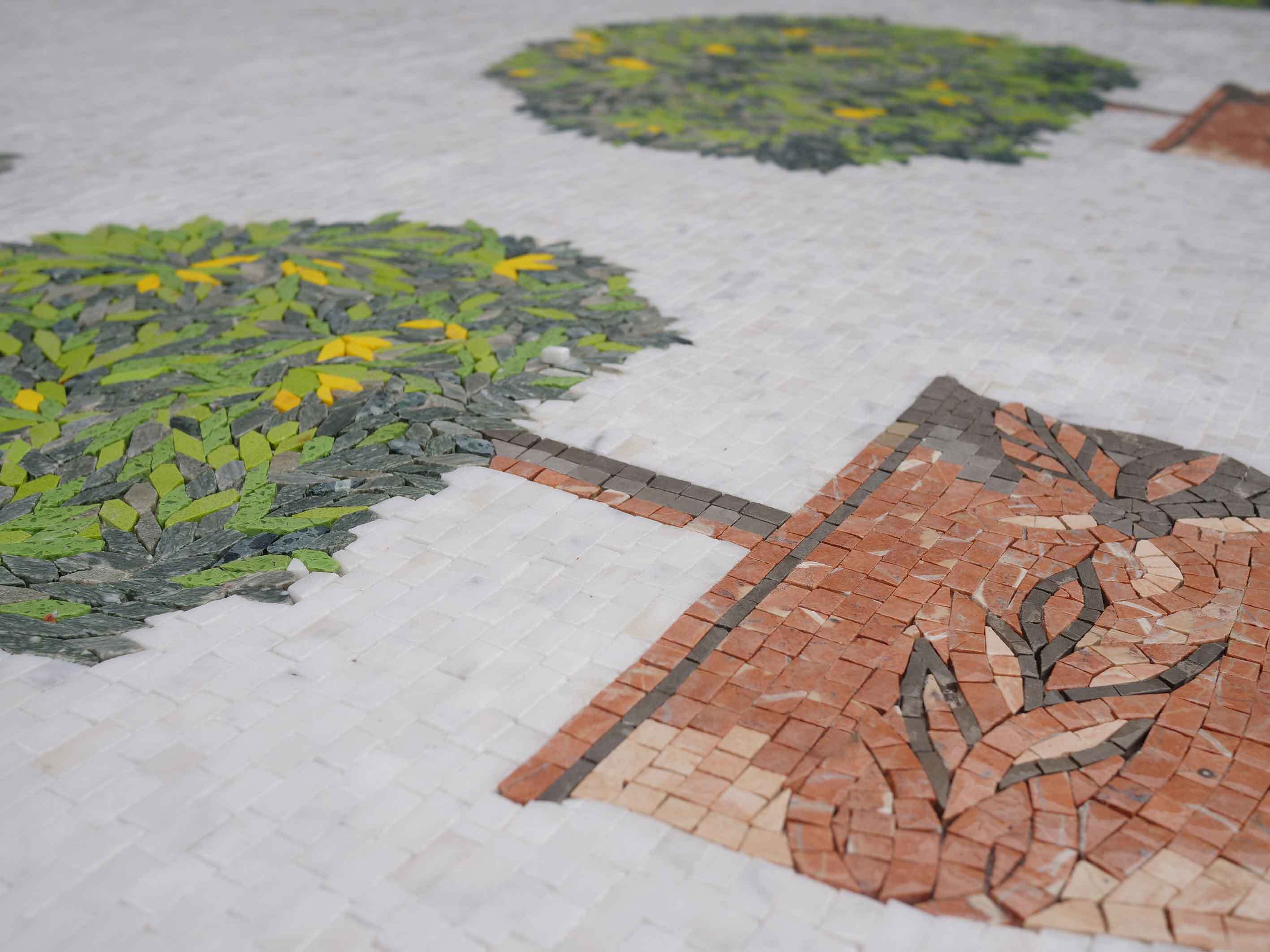 Topiary Trees Pots - Mosaic Fish Wall Art - Mesh Backing - Image 4