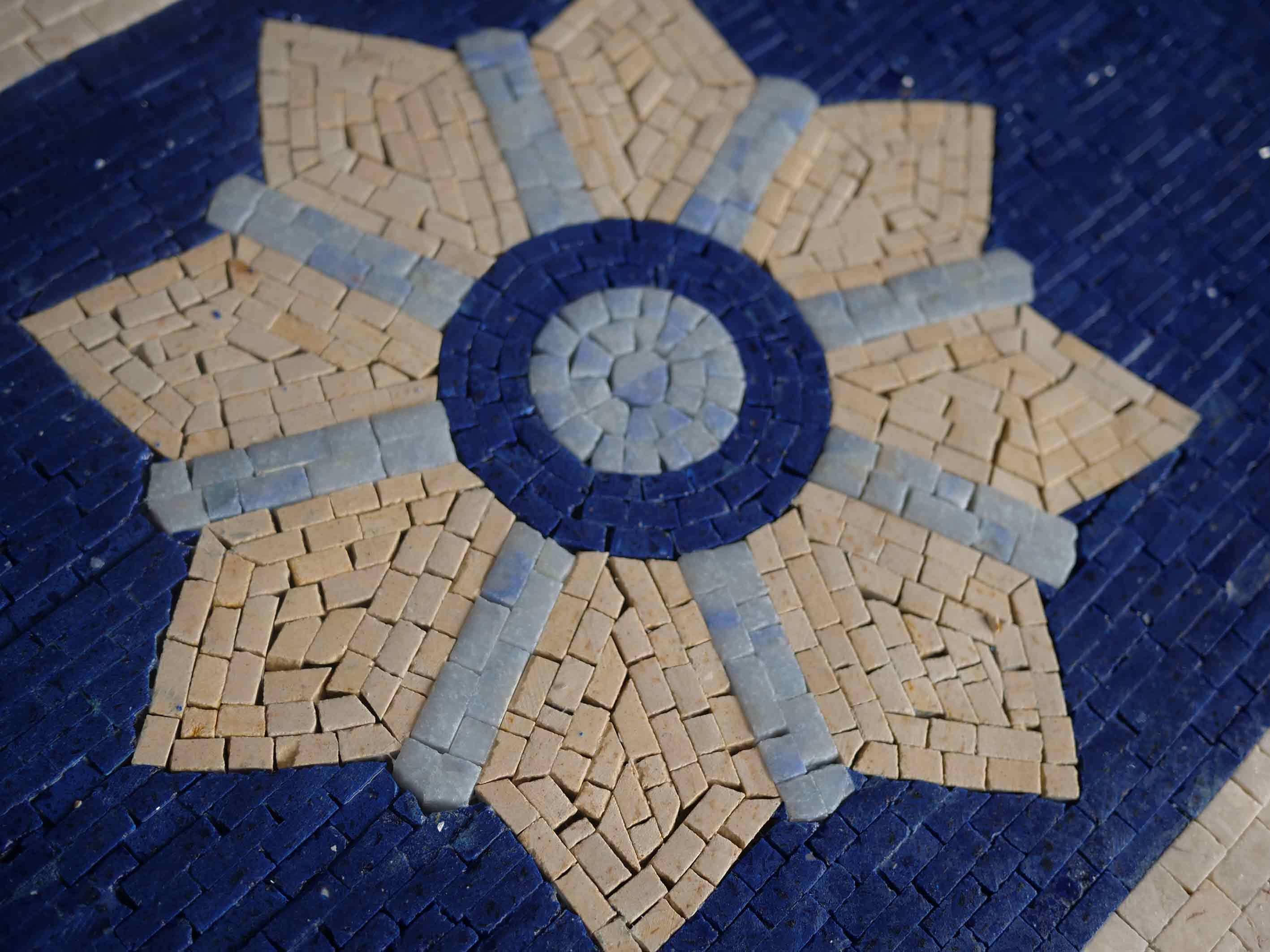 Geometric Decorative Star - Mosaic Garden Art Gometric - Mesh Backing - Image 2